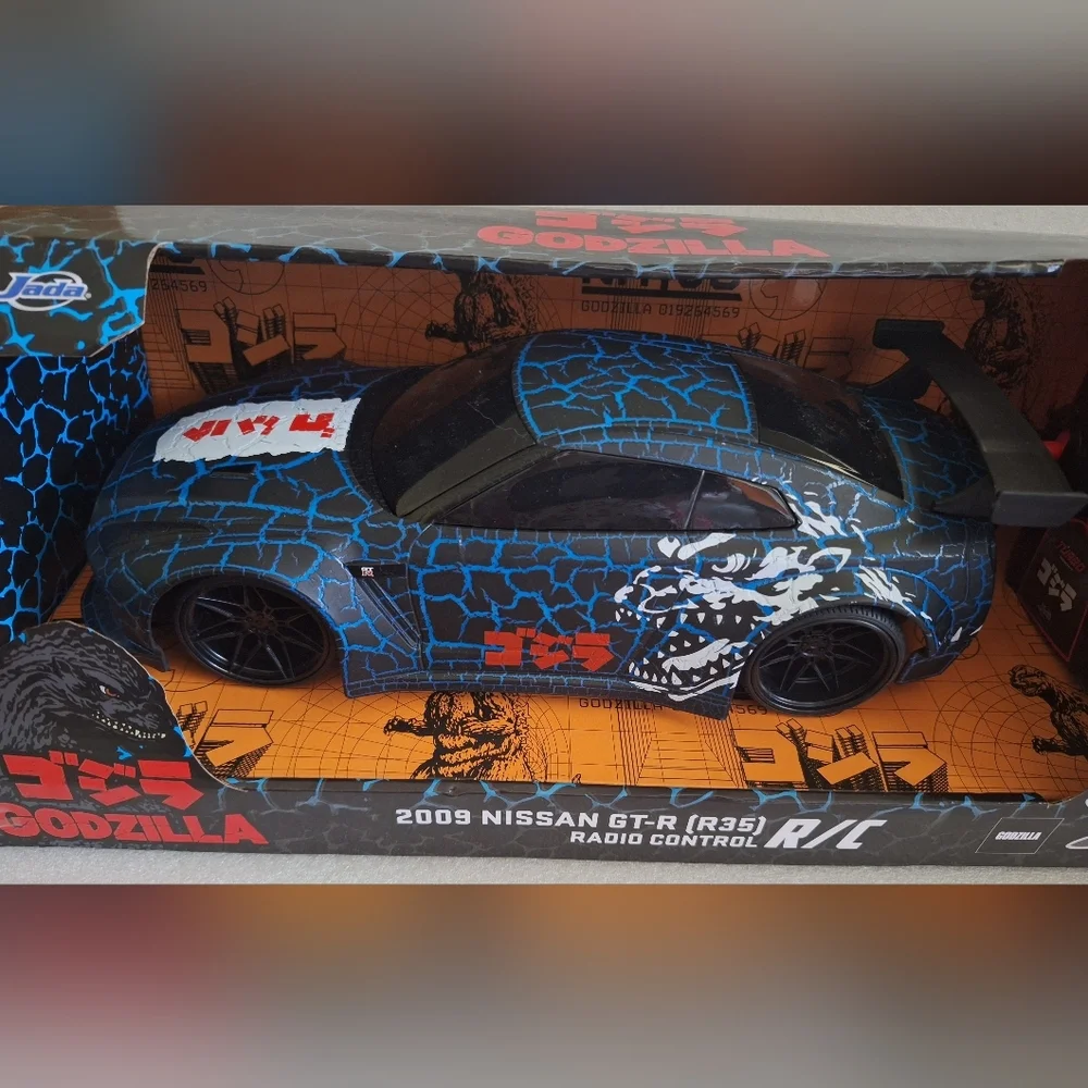 Jada Toys Godzilla 2009 Nissan GT-R (R35) R/C Car NEW